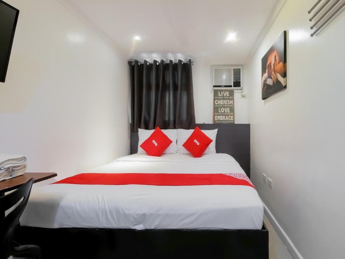 Capital O 860 Nest Nano Makati Makati City